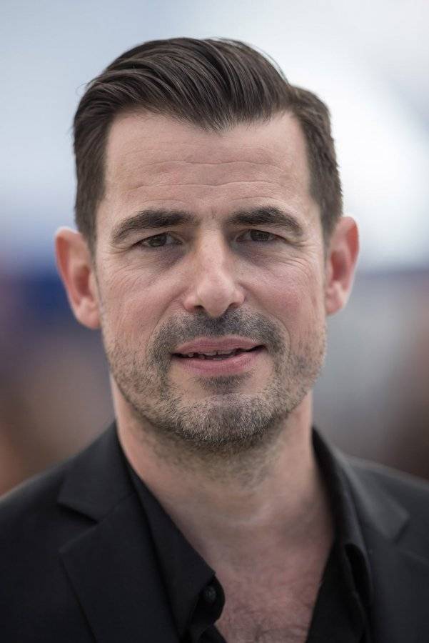 33015-claes-bang.jpeg