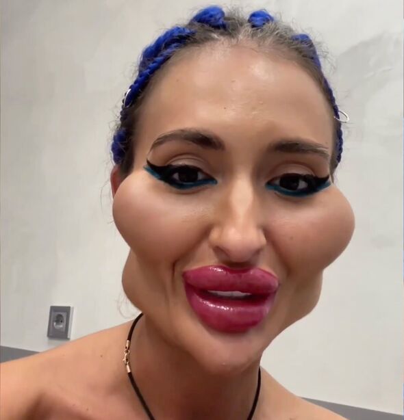 Anastasia-Pokreshchuk-claims-to-have-the-biggest-cheeks-in-the-world-55112.jpg