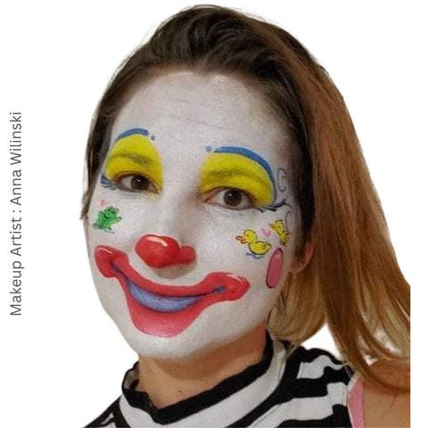 anna_wilinski_clown_for_Chaim_with_ducks_and_frogs_edited_480x480.jpg