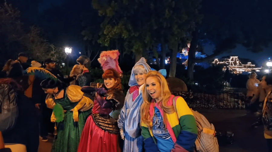 Beautiful Tomorrow TV - 🔴 LIVE - Disneyland After Dark THROW BACK Nite Private Event! 4-18-23 ...png