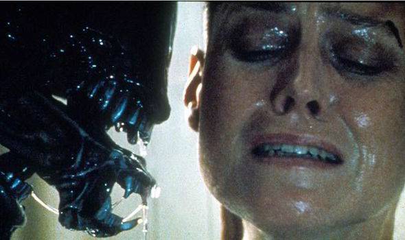 Sigourney-Weaver-Alien-5-559248.jpg