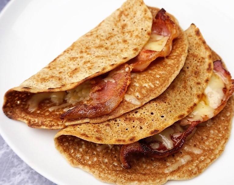 staffordshire-oatcakes-bacon-cheese-moorlands-eater-DSC00617.jpg