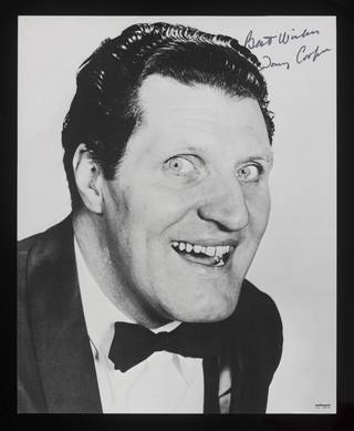 Tommy-Cooper-photograph.jpg