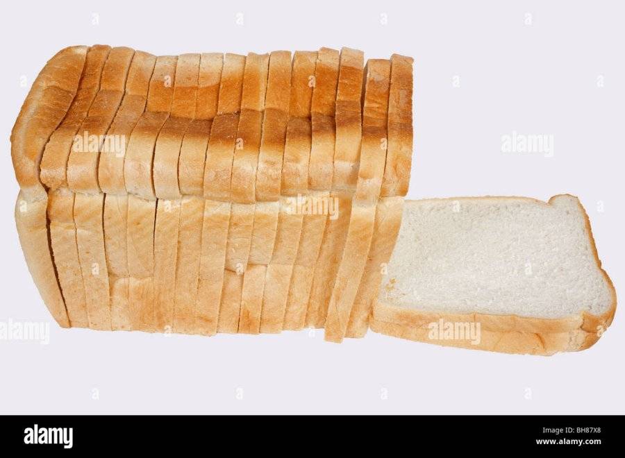 warburtons-toastie-thick-sliced-white-bread-BH87X8.jpg